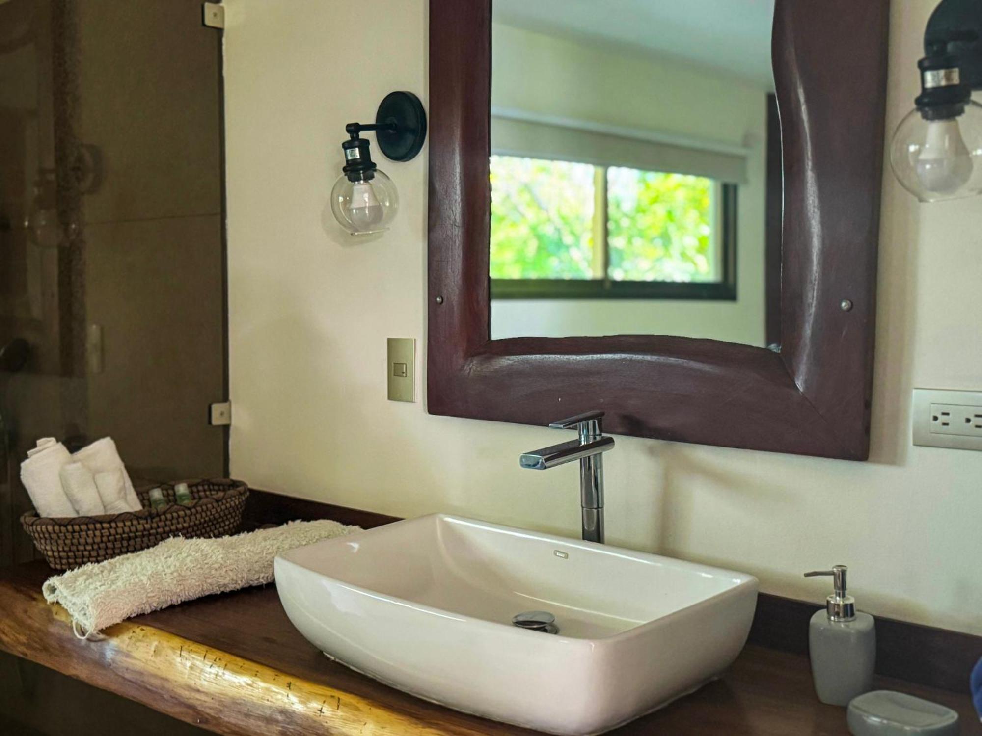 Cocobolo Beach Boutique Hotel San Juanillo Екстериор снимка